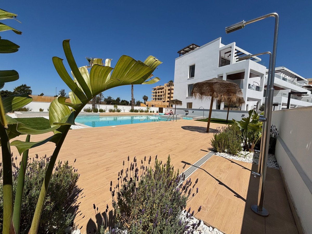 2 Bed Ground Floor Apartment in Los Alcazares in Los Alcazares, Apartment