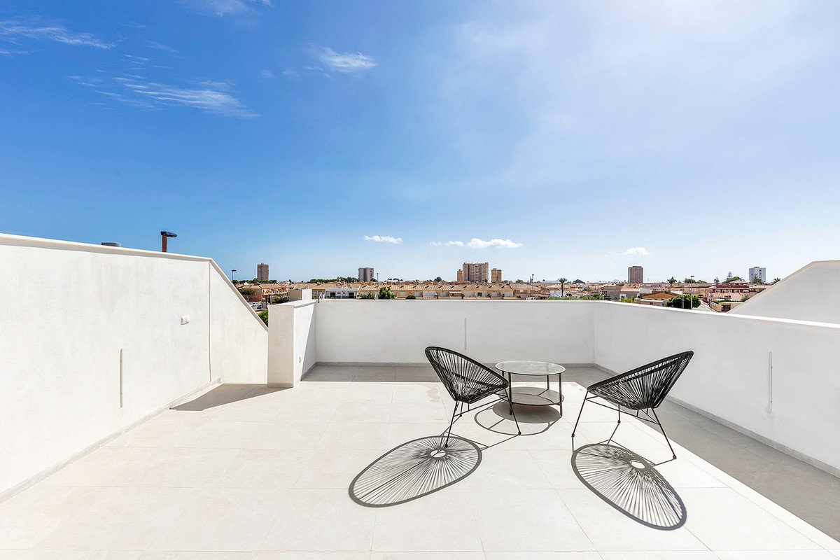 2 Bed New Development in Los Alcazares w Los Alcazares, Nowe Budownictwo