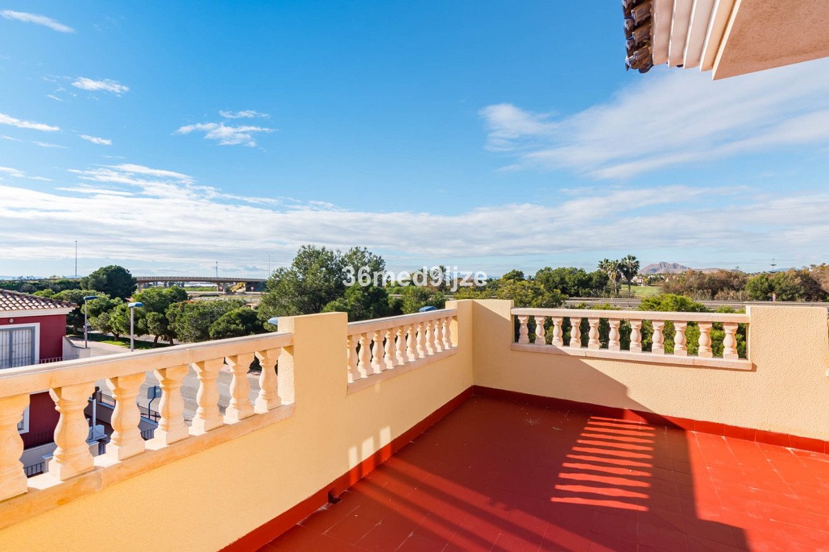 3 Bed Townhouse in Los Alcazares in Los Alcazares, Townhouse