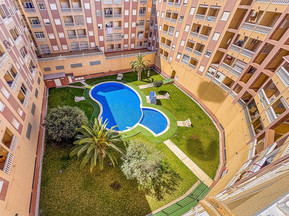 2 Bed Middle Floor Apartment in Parque de las Naciones in Parque de las Naciones, Apartment