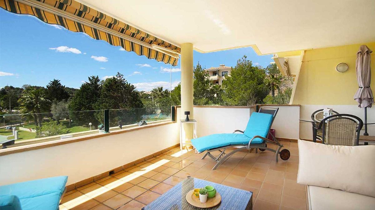 2 Bed شقة في الطابق الأوسط in Campoamor Golf في Campoamor Golf, 