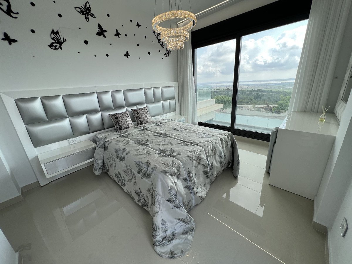 23 photo
