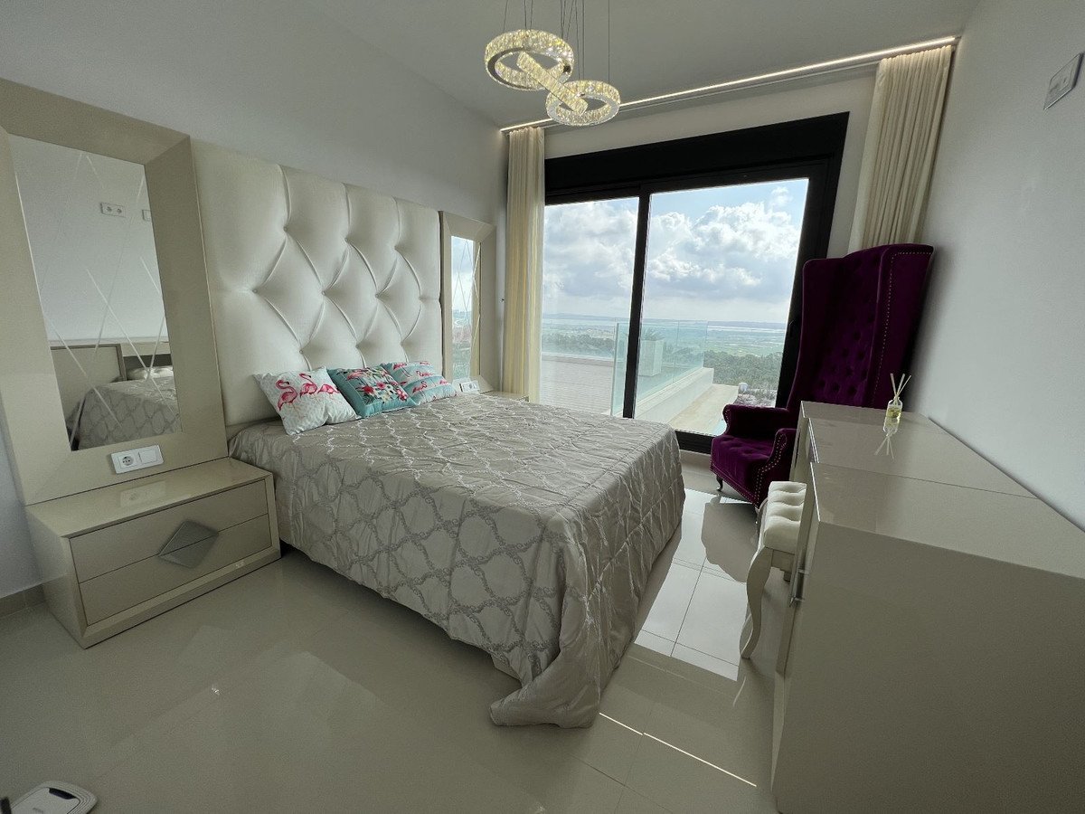 25 photo