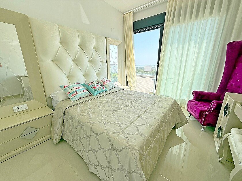 5 Bed Detached Villa in San Miguel de Salinas in San Miguel de Salinas, Detached Villa