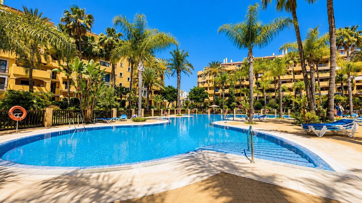 2 Bed Ground Floor Apartment in San Pedro de Alcántara in San Pedro de Alcántara, Apartment