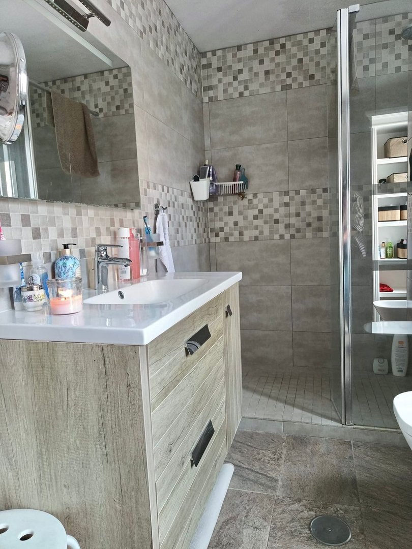 3 Bed Middle Floor Apartment in San Pedro de Alcántara in San Pedro de Alcántara — Apartment
