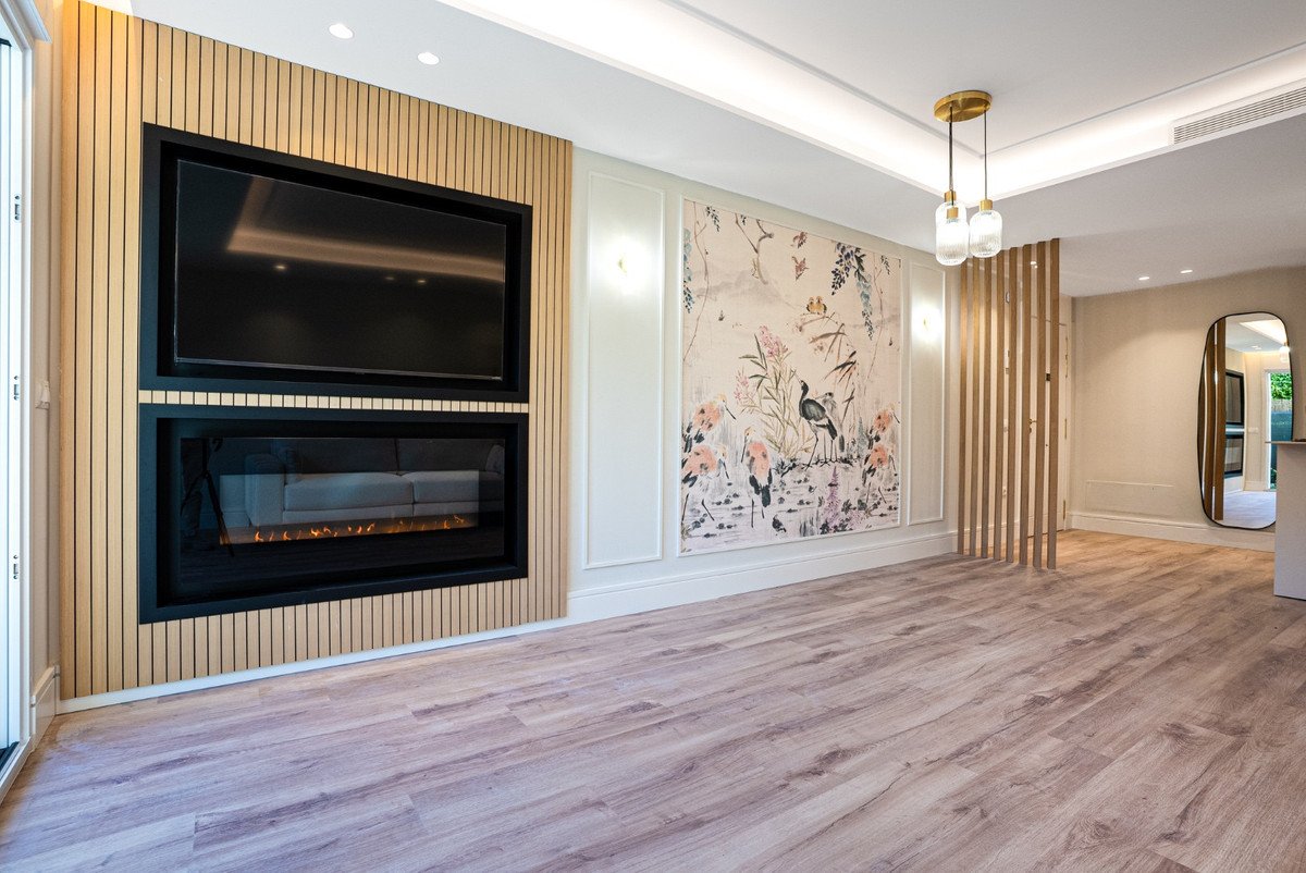 2 Bed Middle Floor Apartment in San Pedro de Alcántara في San Pedro de Alcántara — شقة