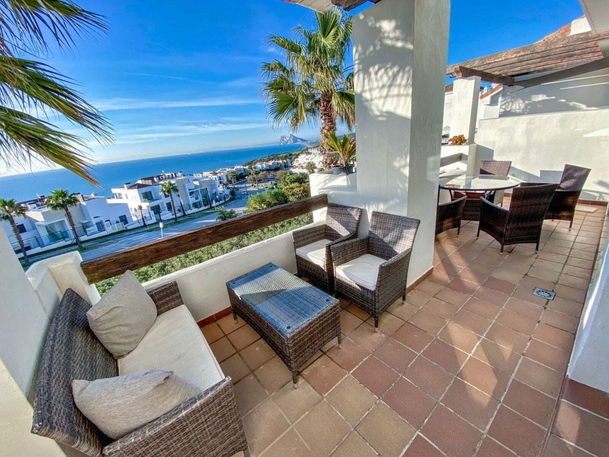 2 Bed Middle Floor Apartment in La Alcaidesa in La Alcaidesa, Apartment