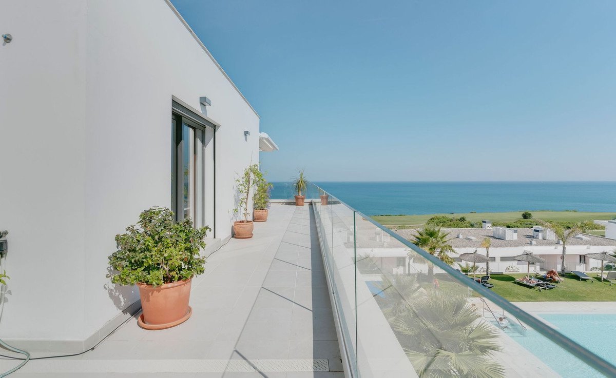3 Bed Penthouse in La Alcaidesa
