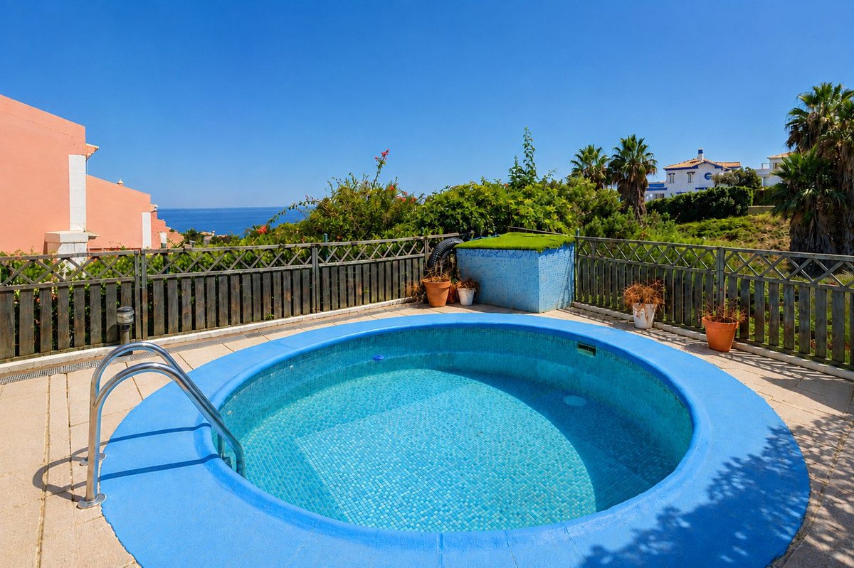 3 Bed Rivitalo in La Alcaidesa