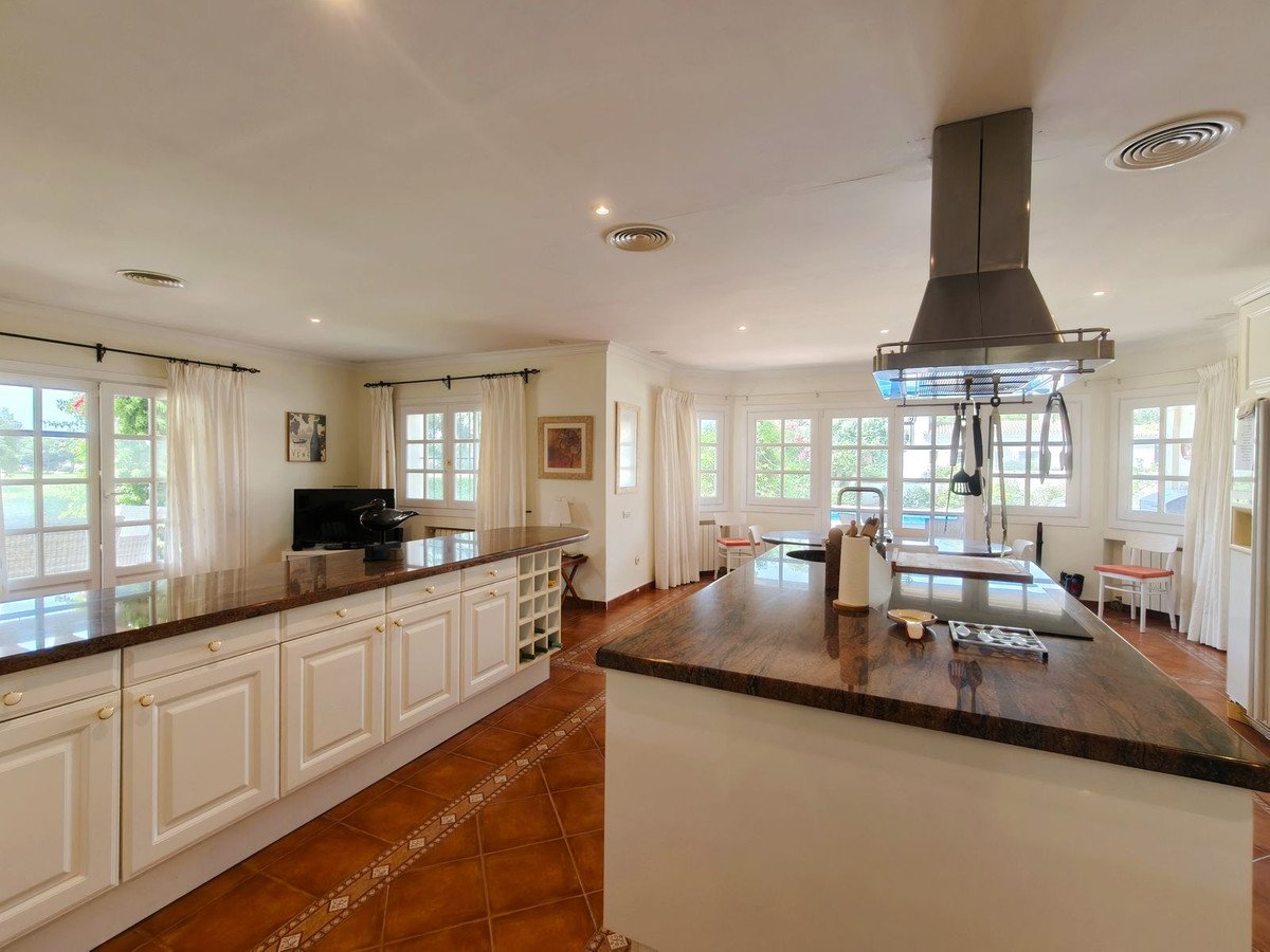 5 Bed Detached Villa in San Roque Club in San Roque Club, Detached Villa