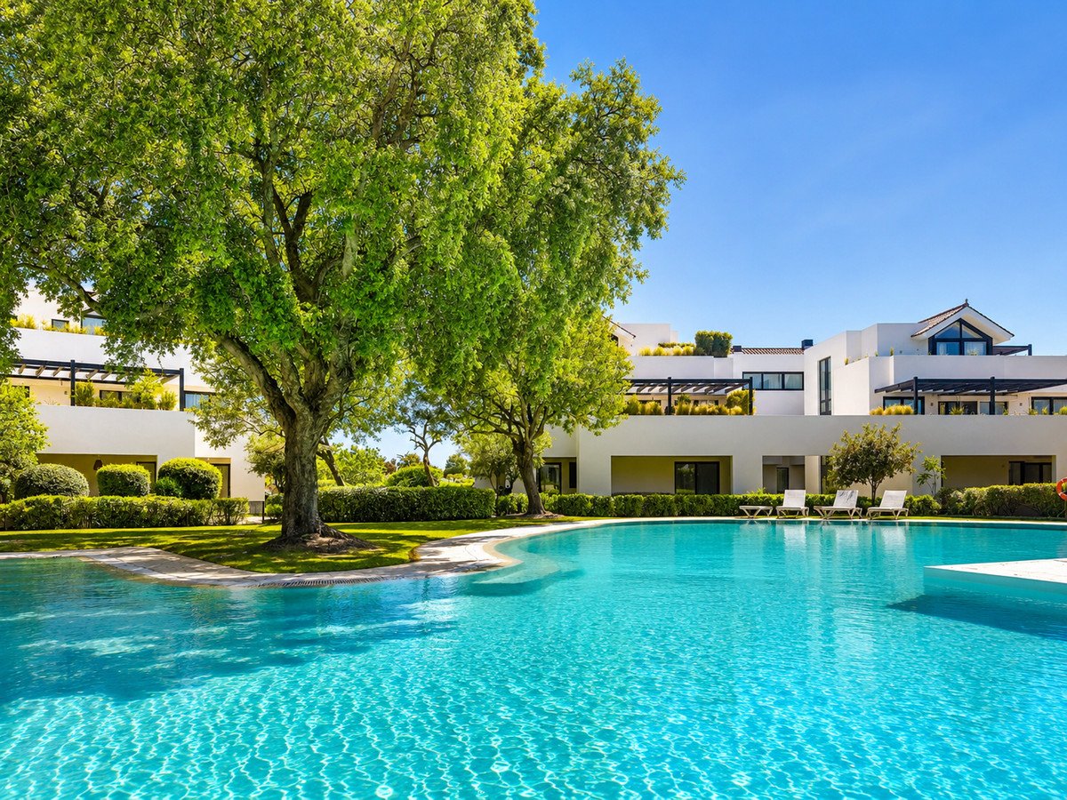 4 Bed شقة في الطابق الأرضي in Sotogrande Alto في Sotogrande Alto, 