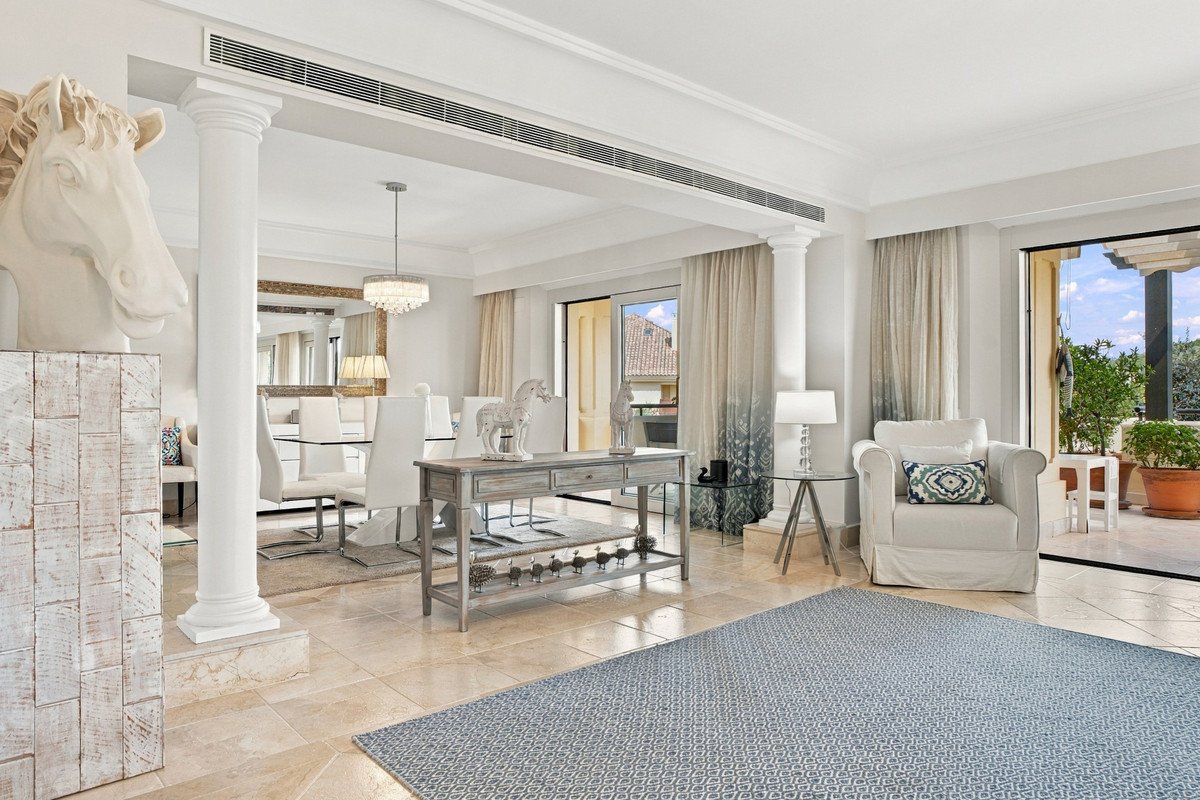 4 Bed Penthouse Duplex in Sotogrande Alto
