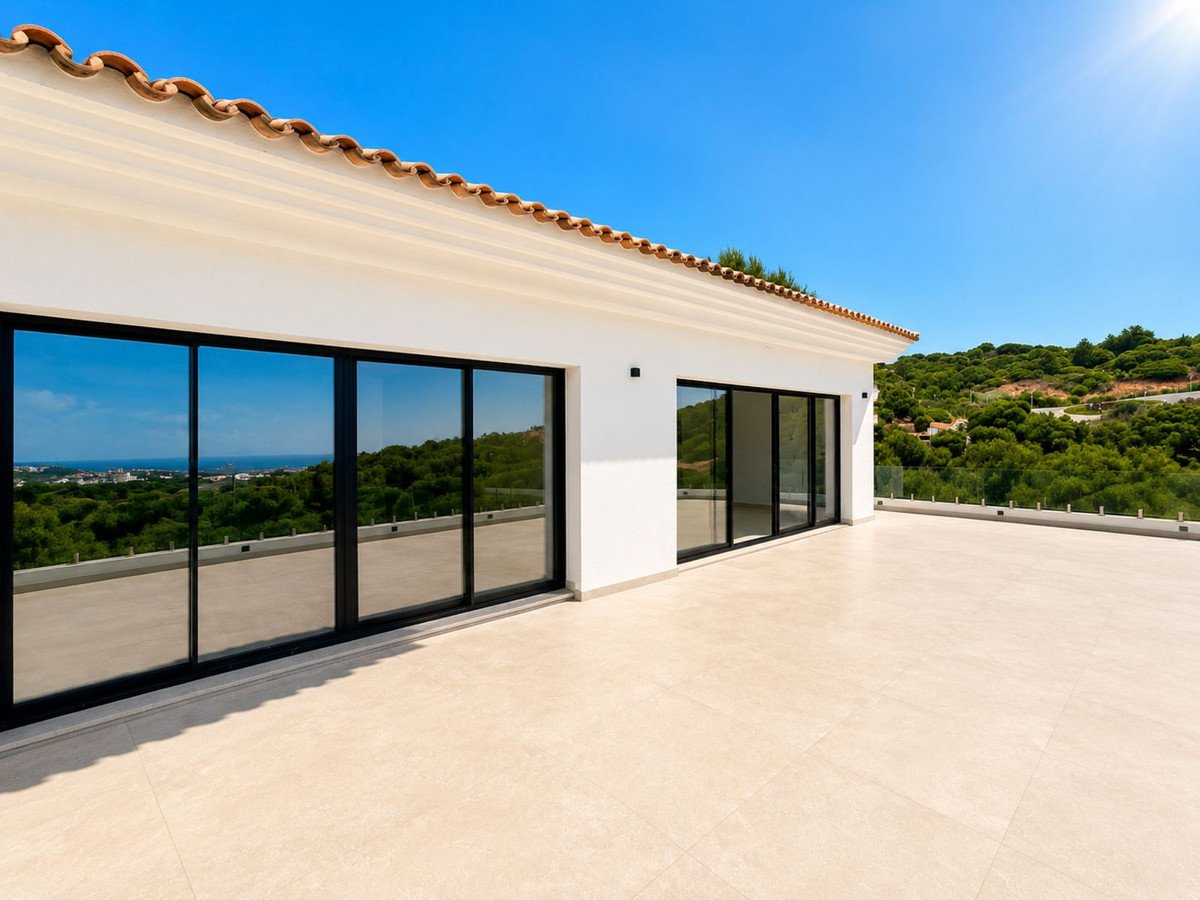 5 Bed Detached Villa in Sotogrande Alto in Sotogrande Alto, Detached Villa
