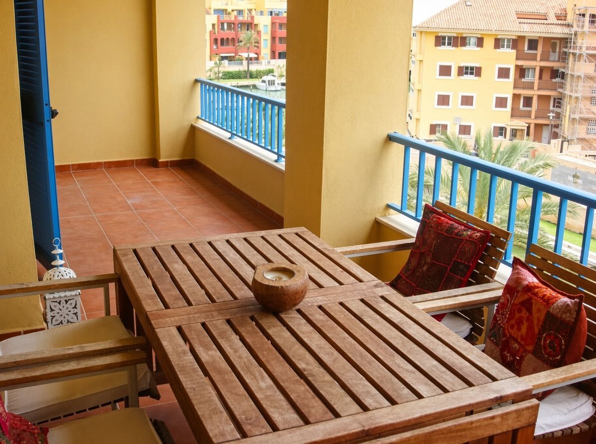 2 Bed Middle Floor Apartment in Sotogrande Marina in Sotogrande Marina, Apartment