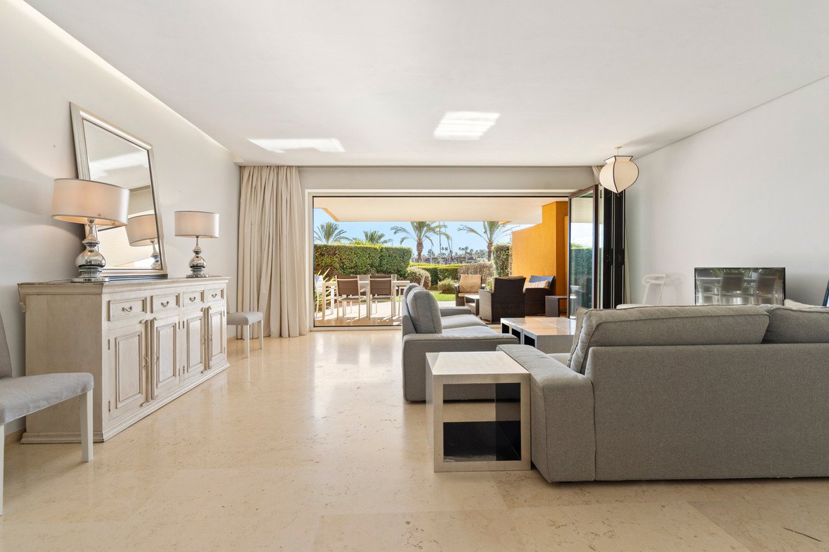 3 Bed Begane Grond Appartement in Sotogrande Marina in Sotogrande Marina, Appartement