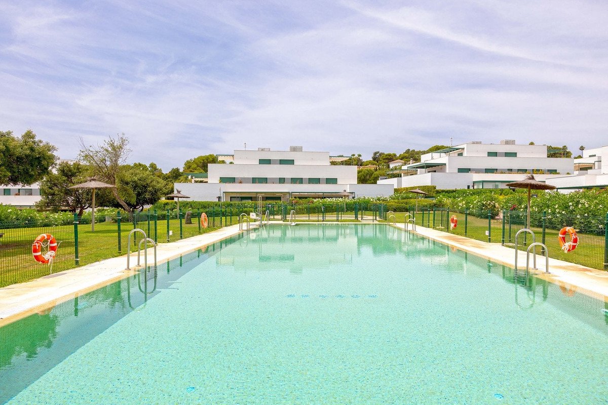 3 Bed Middle Floor Apartment in Sotogrande in Sotogrande, Apartment