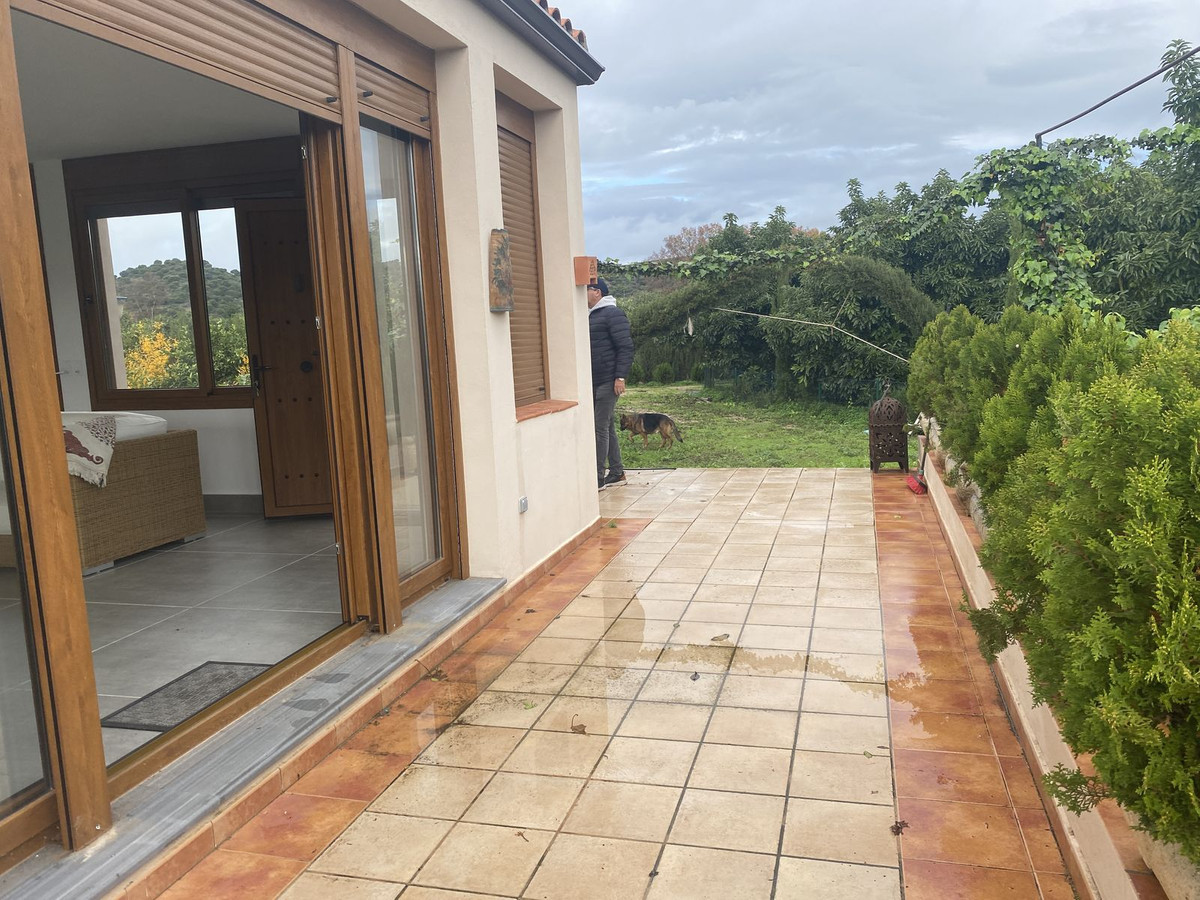 Land in Sotogrande في Sotogrande, أرض
