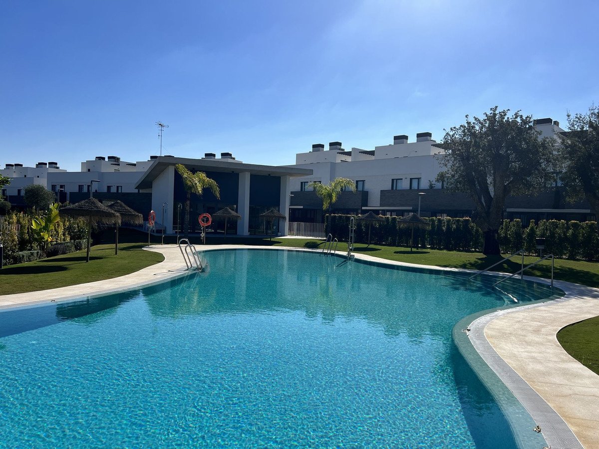 4 Bed Townhouse in Sotogrande in Sotogrande, Townhouse