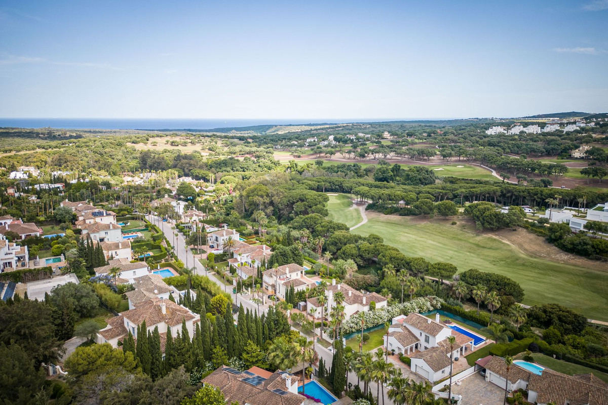 4 Bed فيلا مستقلة in Sotogrande في Sotogrande, فيلا منفصلة
