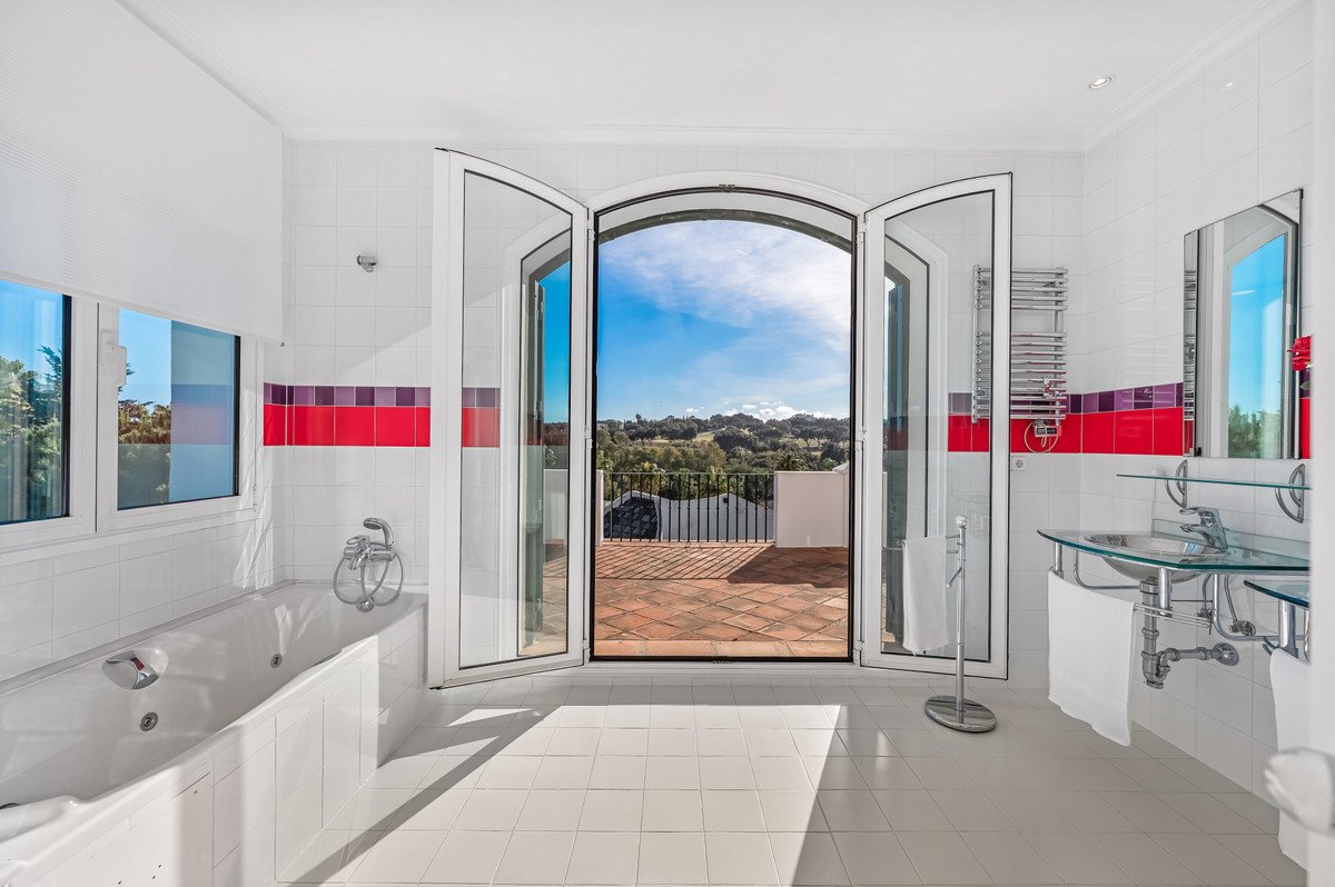 6 Bed فيلا مستقلة in Sotogrande في Sotogrande, فيلا منفصلة