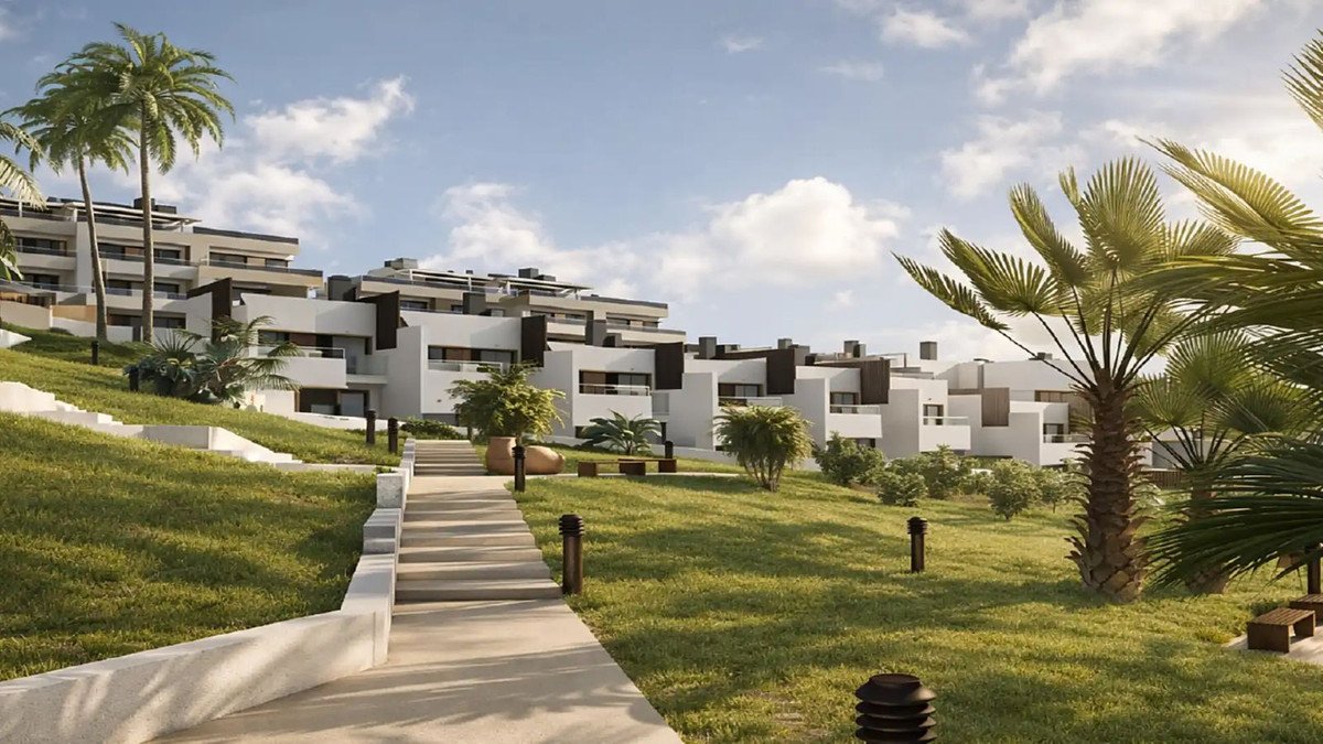 1 Bed Semi-Detached House in Sotogrande in Sotogrande, Semi-Detached House