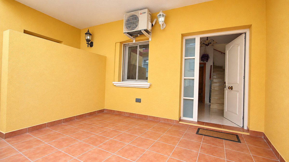 5 Bed Rekkehus in Benidoleig