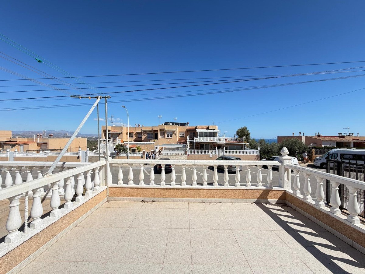 3 Bed Bungalow in Gran Alacant في Gran Alacant, 