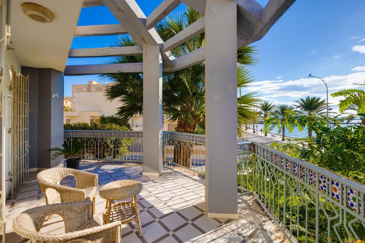 4 Bed فيلا مستقلة in Santa Pola في Santa Pola, فيلا مستقلة