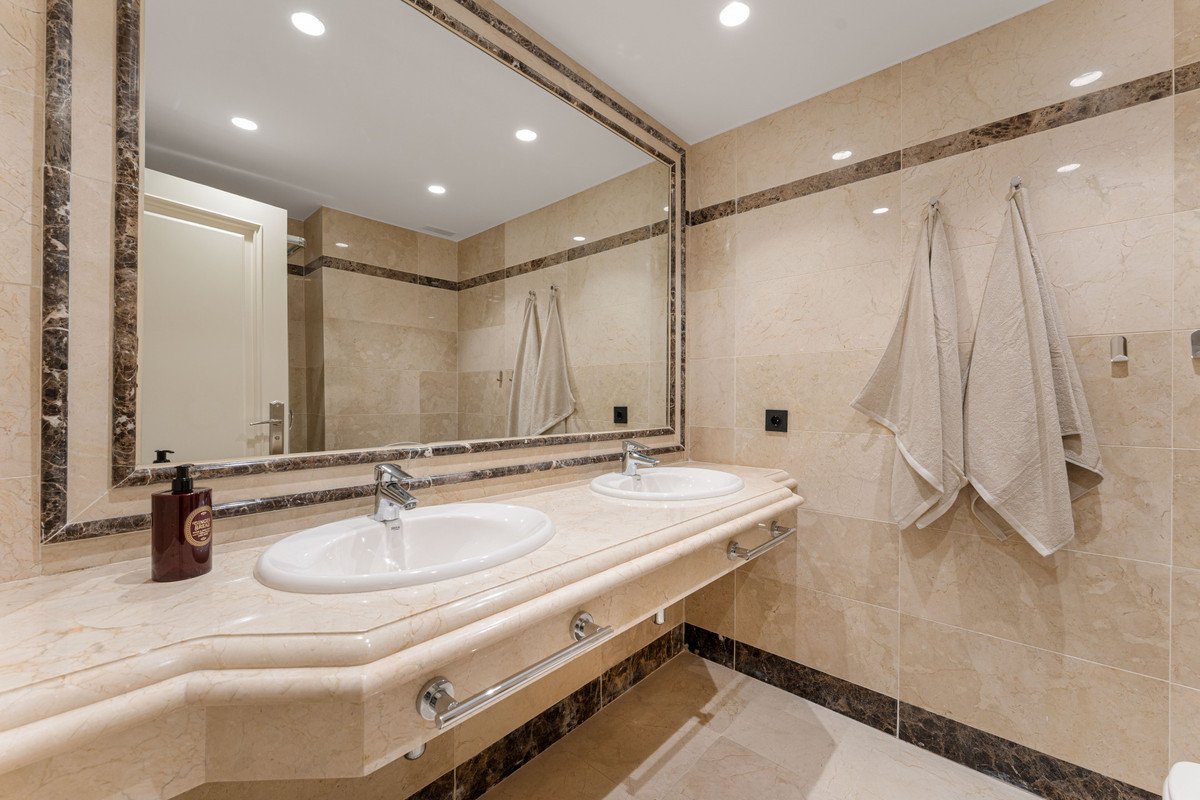 3 Bed Ground Floor Apartment in Sierra Blanca in Sierra Blanca — Apartment
