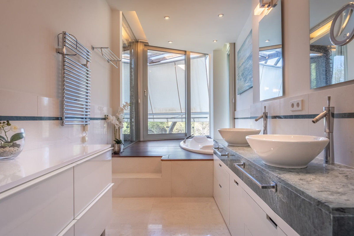 2 Bed Townhouse in Sierra Blanca في Sierra Blanca — تاون هاوس