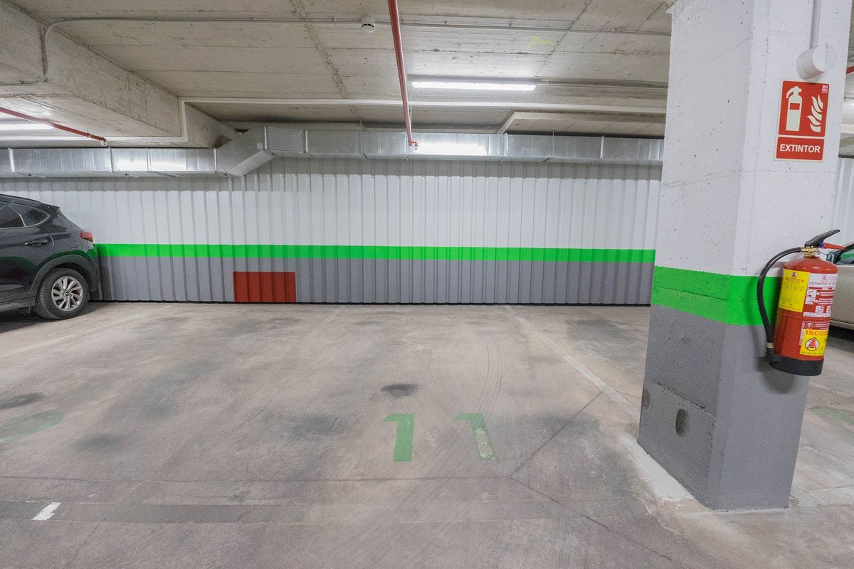 Garage in Soho في Soho — كراج