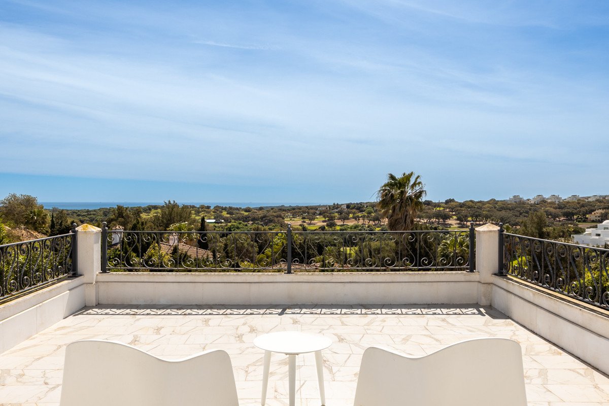 3 Bed Detached Villa in Sotogrande Alto in Sotogrande Alto, Detached Villa