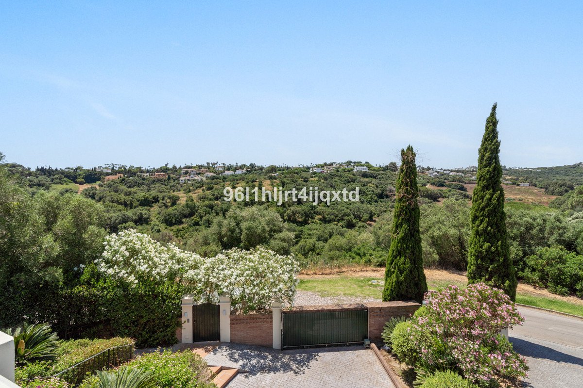4 Bed Semi-Detached House in Sotogrande Alto in Sotogrande Alto, Semi-Detached House