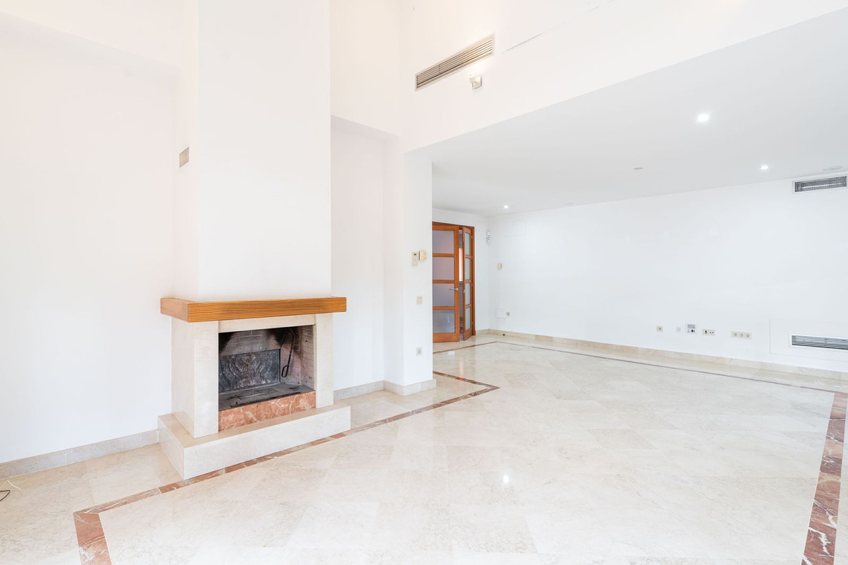 4 Bed Detached Villa in Sotogrande i Sotogrande — Frittliggende Villa