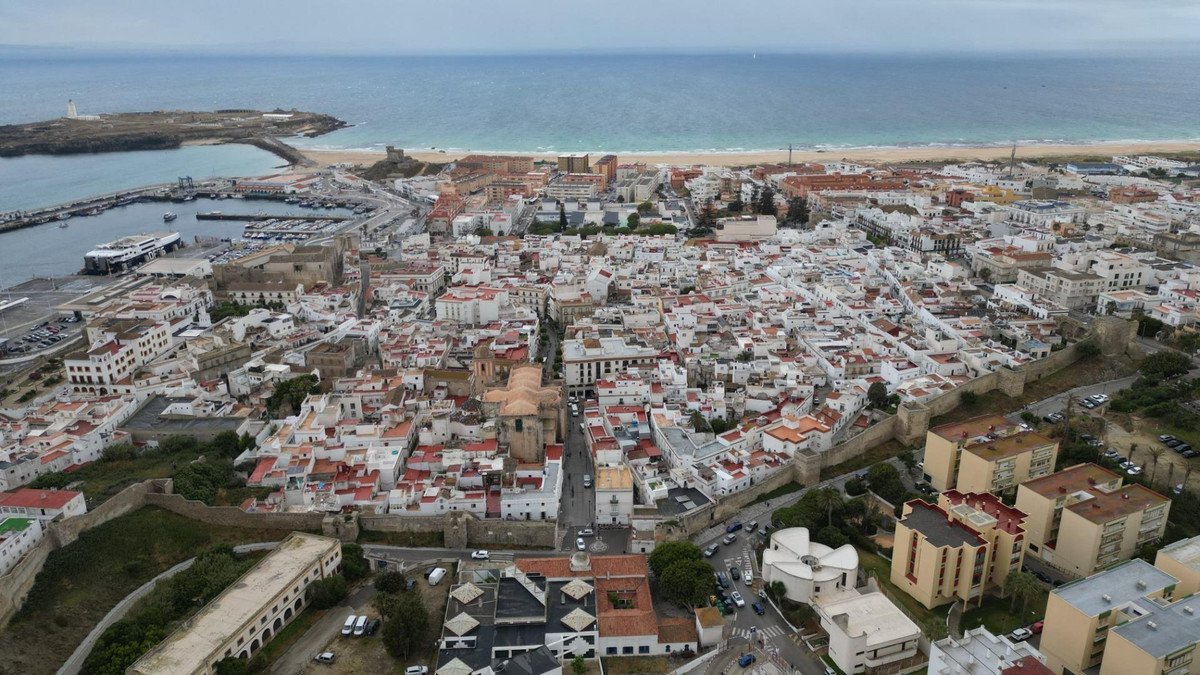 9 Bed City Palace in Tarifa