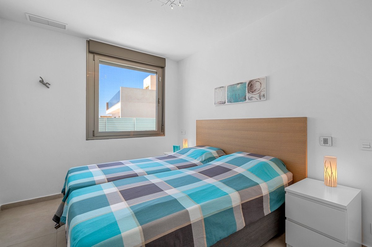 3 Bed فيلا مستقلة in La Marina في La Marina, فيلا منفصلة