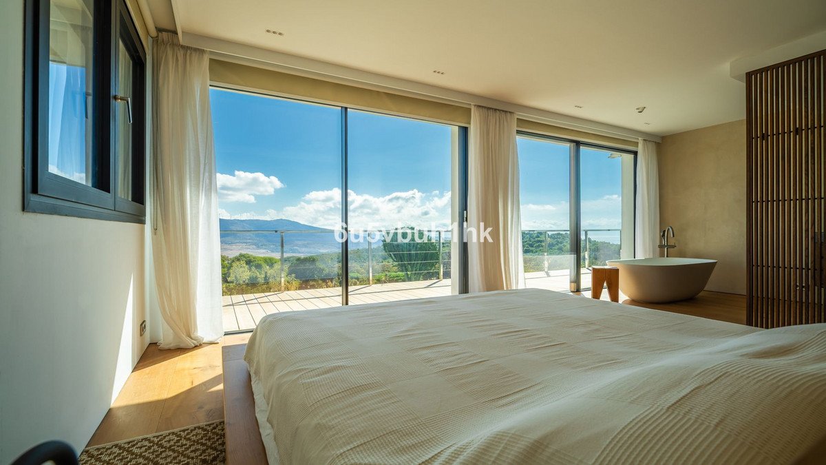 4 Bed Detached Villa in Tarifa in Tarifa, Detached Villa