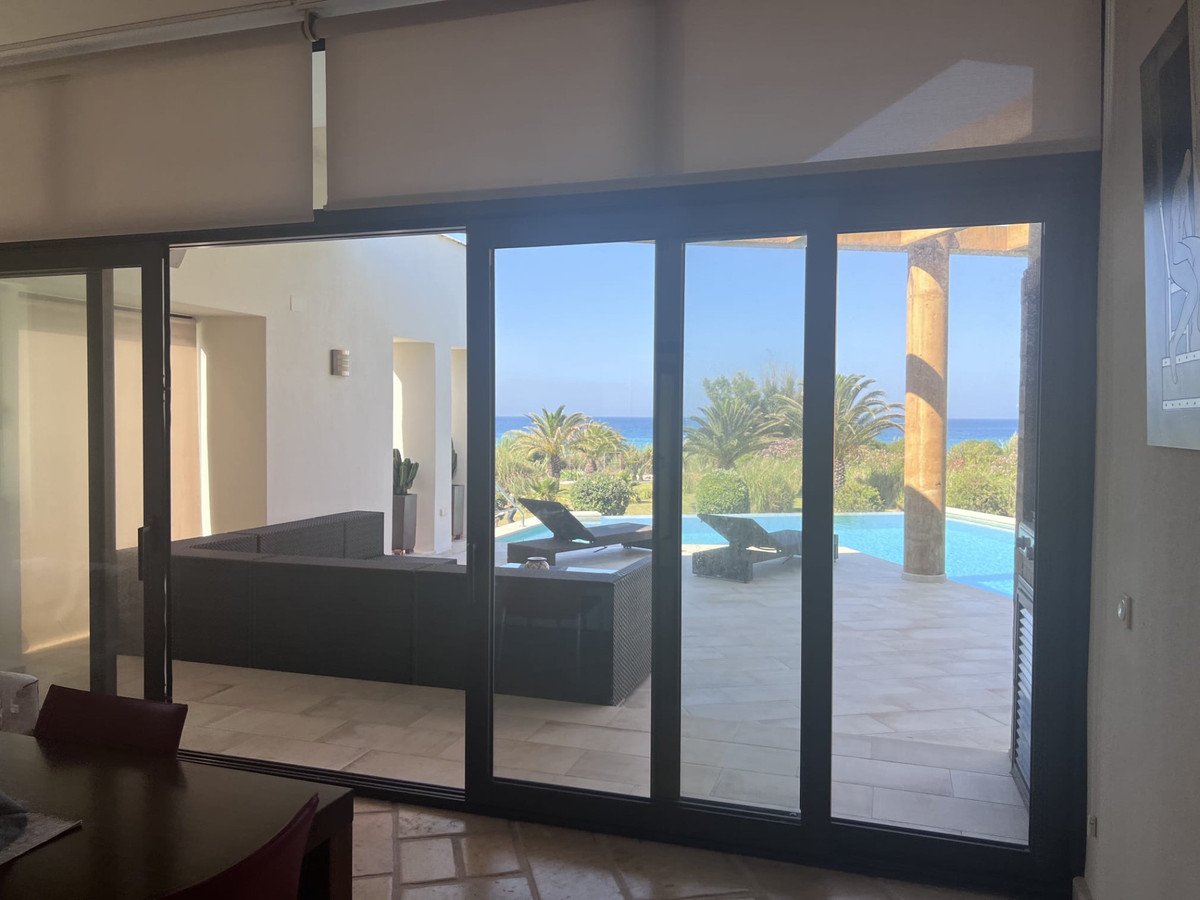 5 Bed Detached Villa in Tarifa in Tarifa, Detached Villa