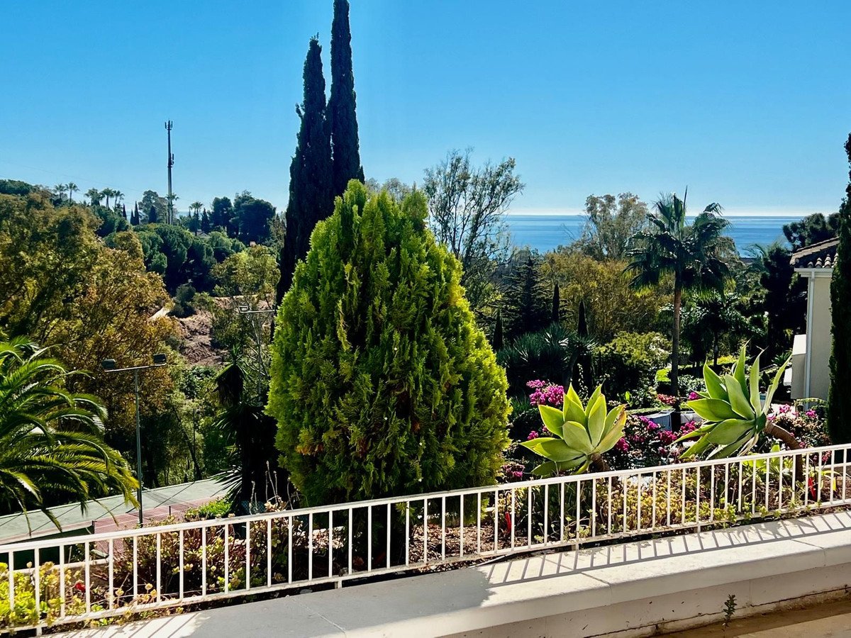 2 Bed Ground Floor Apartment in The Golden Mile in The Golden Mile, Apartment