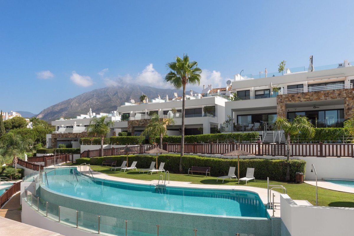 3 Bed Townhouse in The Golden Mile in The Golden Mile, Townhouse