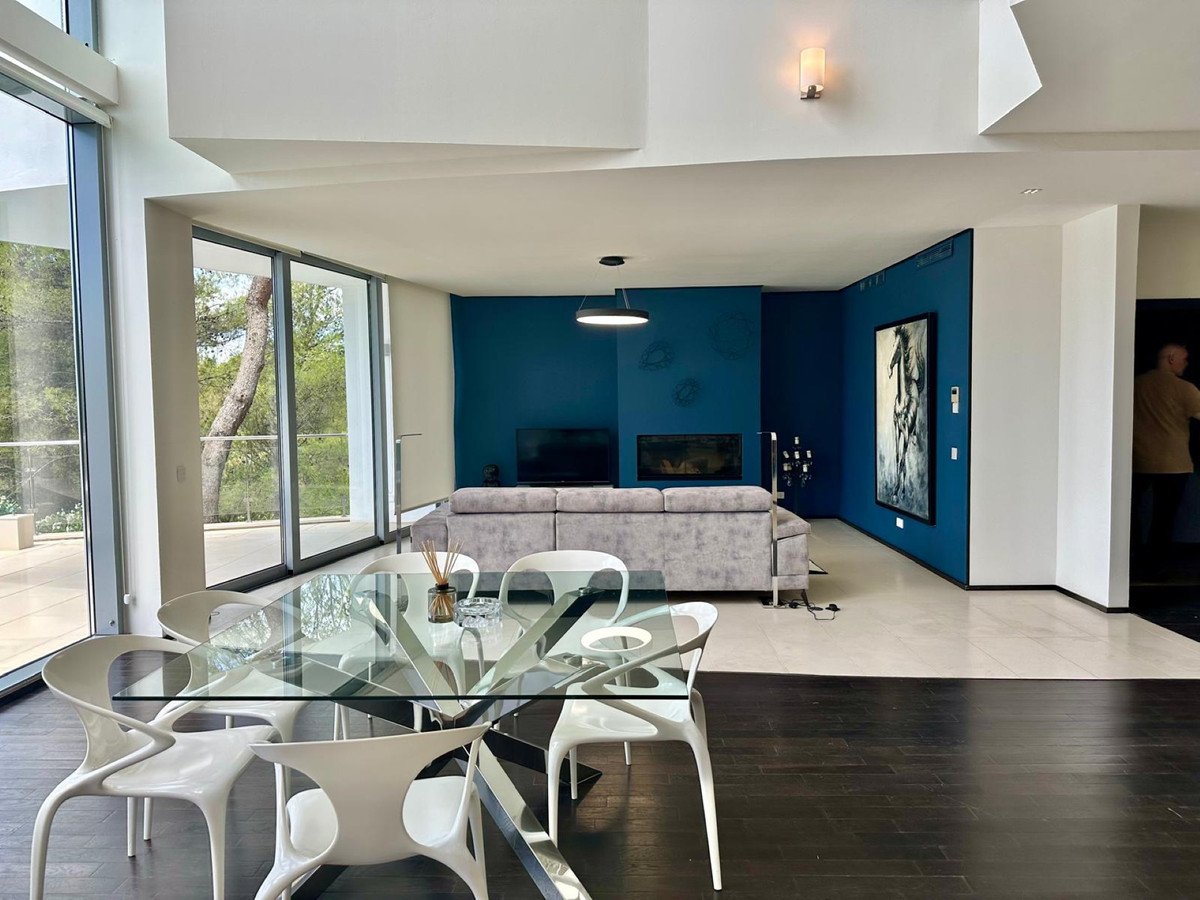 5 Bed Townhouse in The Golden Mile in The Golden Mile, Townhouse