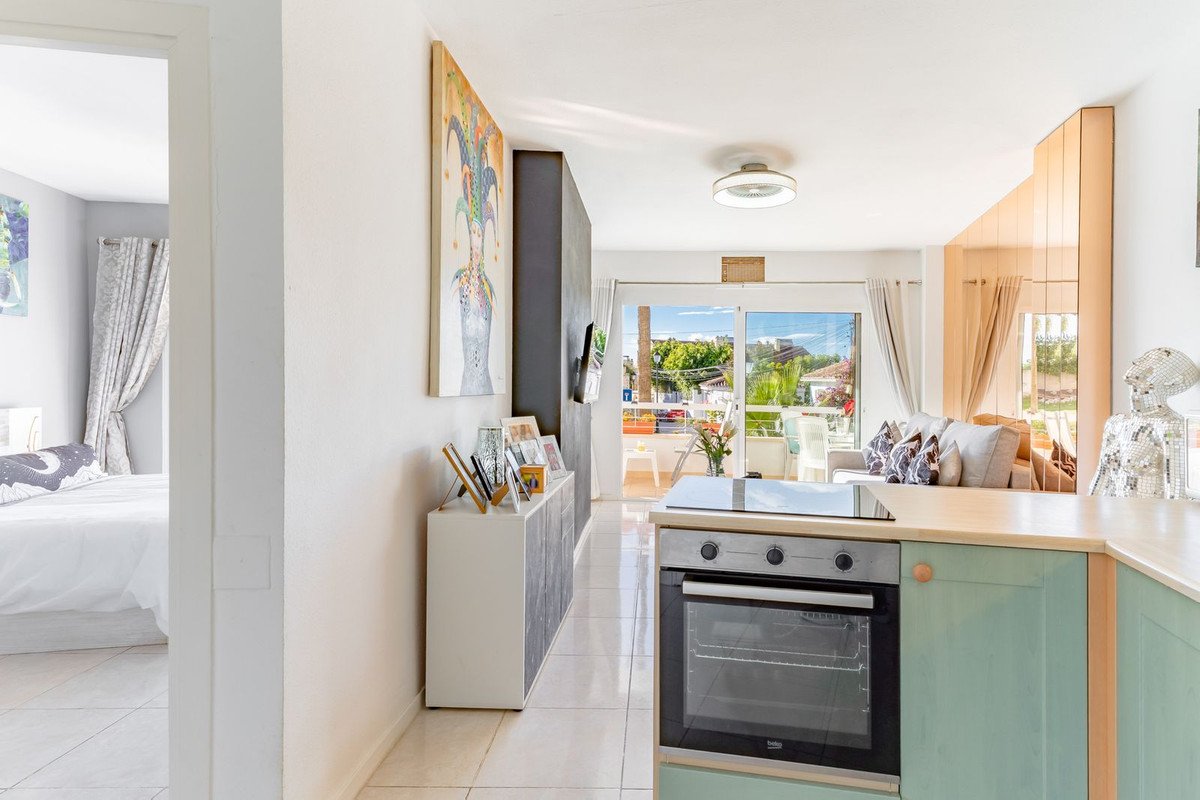 1 Bed Middle Floor Apartment in Torreblanca i Torreblanca — Lejlighed