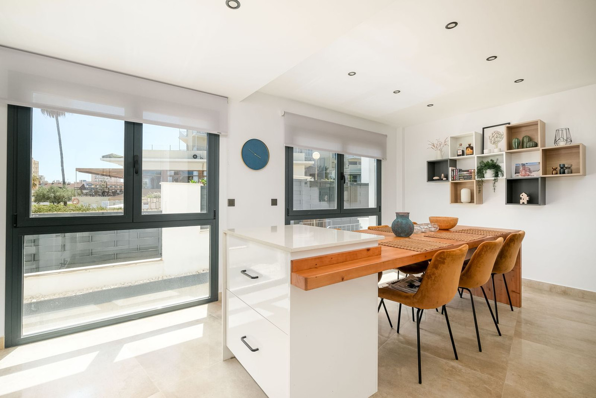 3 Bed Townhouse in Torreblanca in Torreblanca — Townhouse