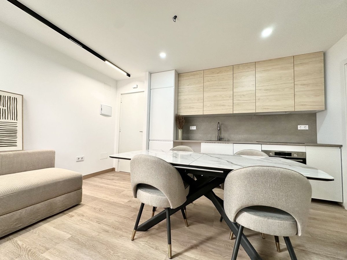 1 Bed Middle Floor Apartment in Torremolinos Centro v Torremolinos Centro — Byt