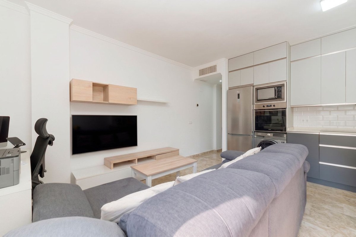 1 Bed Middle Floor Apartment in Torremolinos in Torremolinos, Apartment