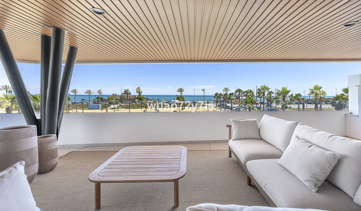 4 Bed Middle Floor Apartment in Torremolinos in Torremolinos, Apartment