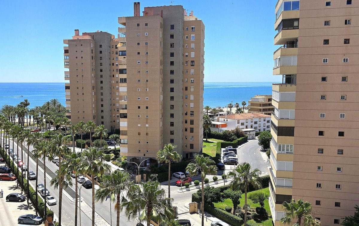 2 Bed Tussenverdieping Appartement in Torremolinos in Torremolinos, 