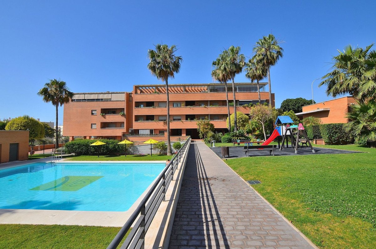 2 Bed Begane Grond Appartement in Torremolinos in Torremolinos, 