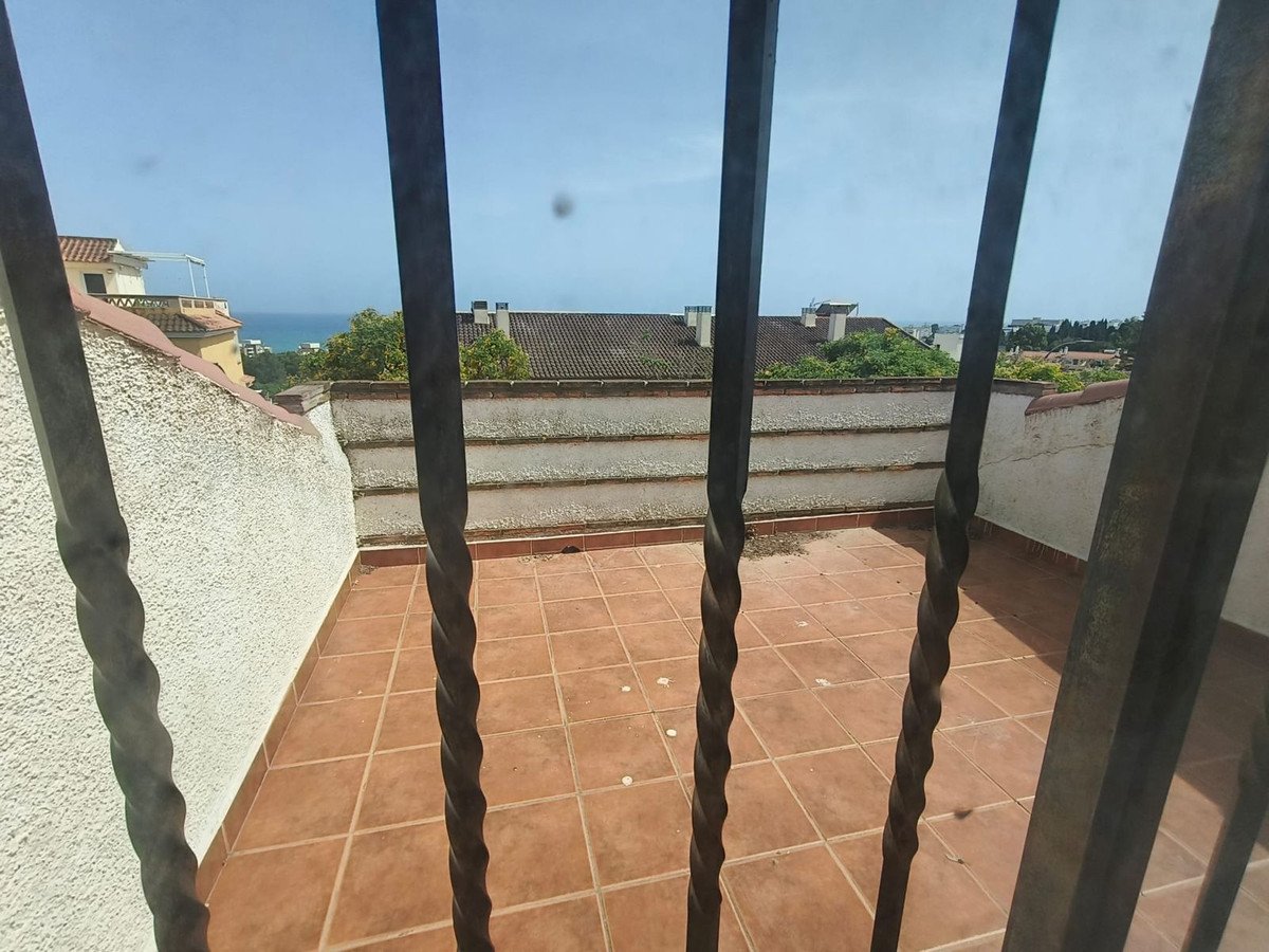 3 Bed Detached Villa in Torremolinos in Torremolinos, Detached Villa